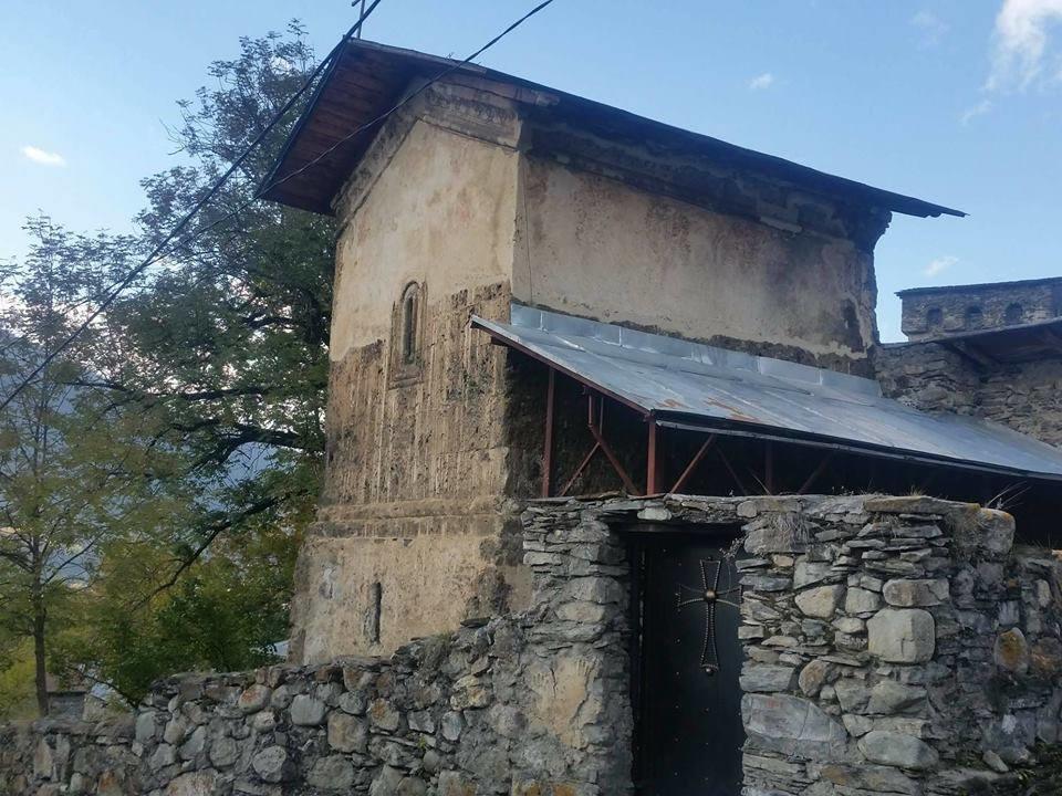 Отель Lagami House Местия Экстерьер фото